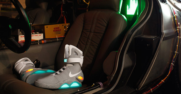 Nike MAG
