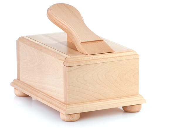 Schuhputzkiste mit aufziehbarem Deckel auf SHOEPASSION.com