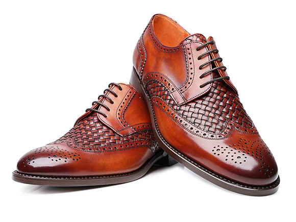 Woven Full-Brogue Derby in Soft Calf 